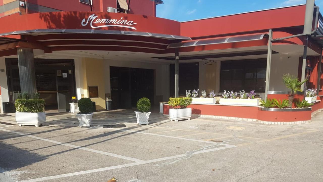 Hotel Residence Memmina Frosinone Exteriér fotografie