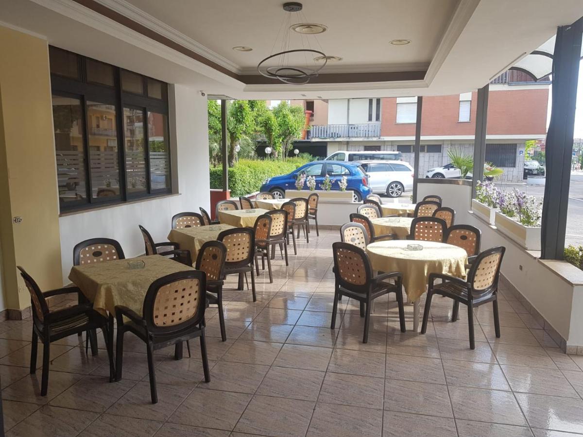 Hotel Residence Memmina Frosinone Exteriér fotografie