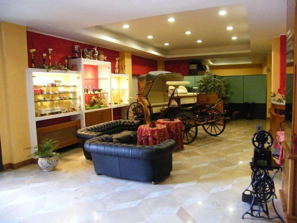 Hotel Residence Memmina Frosinone Restaurace fotografie