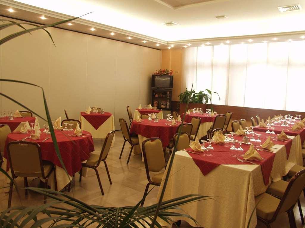 Hotel Residence Memmina Frosinone Restaurace fotografie