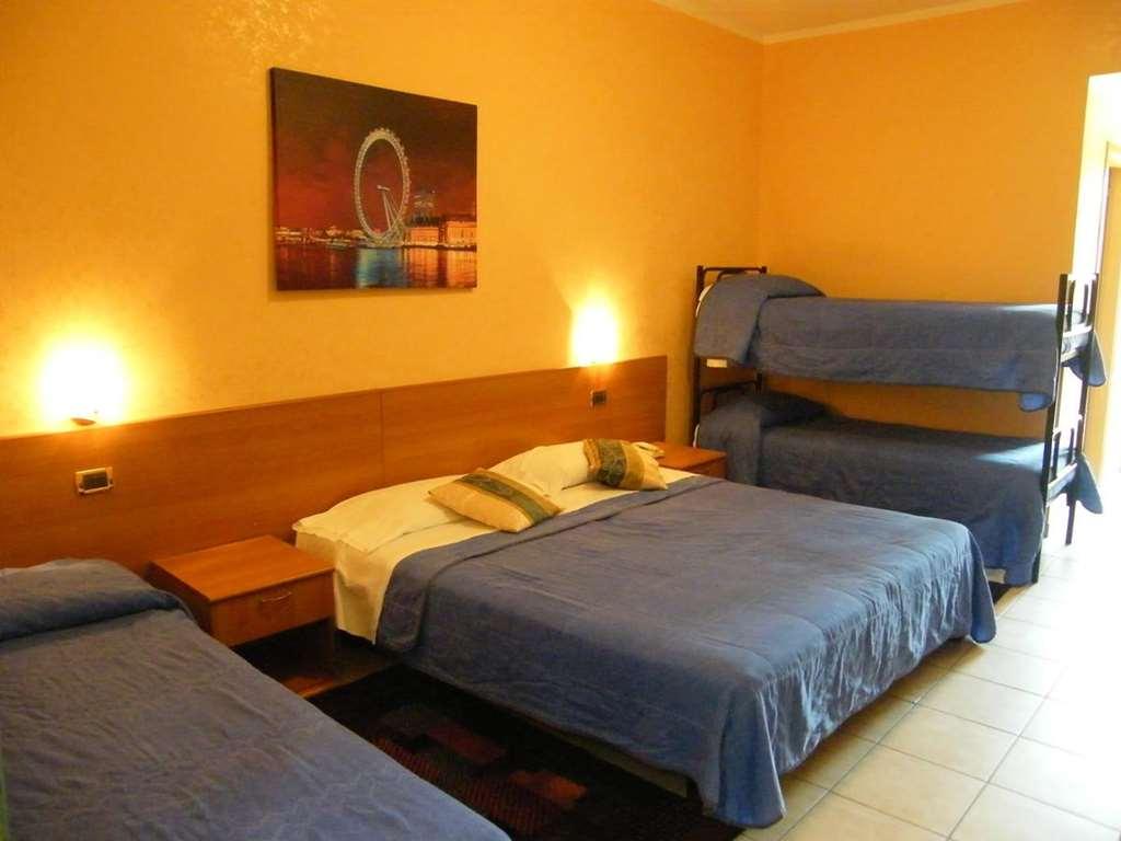 Hotel Residence Memmina Frosinone Pokoj fotografie