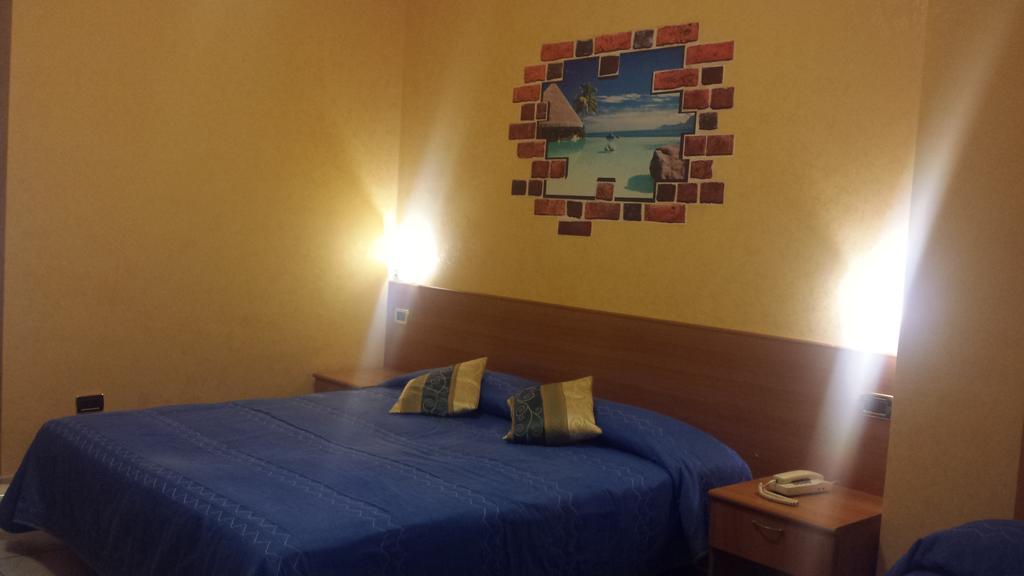 Hotel Residence Memmina Frosinone Exteriér fotografie